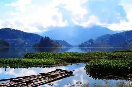 全云南最美的10個(gè)露營地推薦之二： 龍陵蚌渺湖